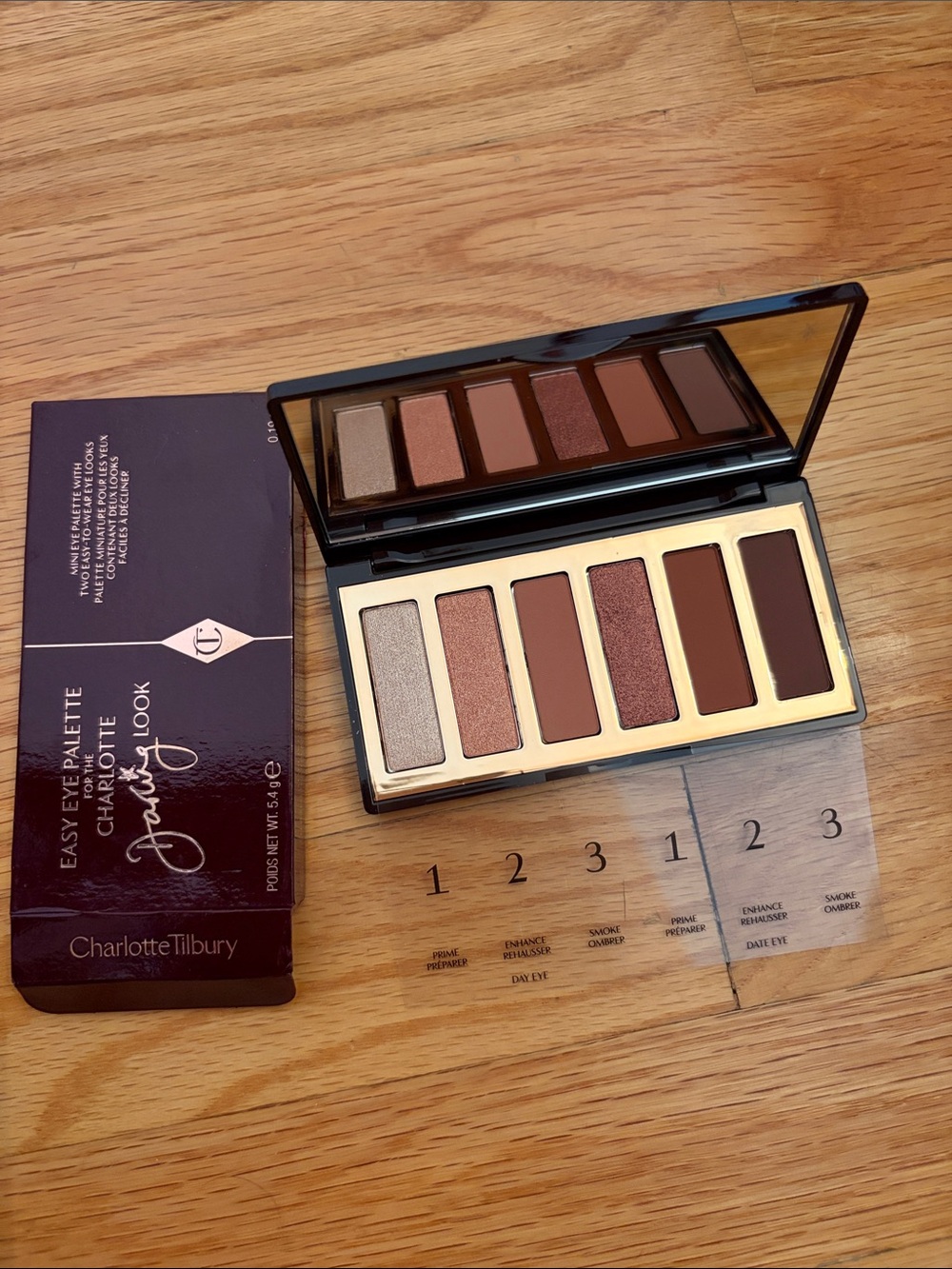 Charlotte Tilbury Eye Shadow Pallet Darling look
